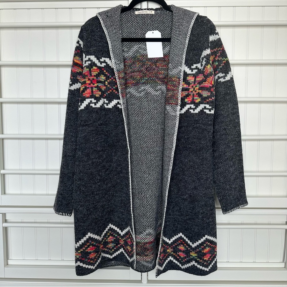 NWT Southwest Western Black/Multi Color Long Hooded Cardigan Women’s Sz Medium